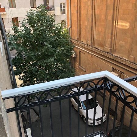 Apartment On Moskovyan 31 Jereván Kültér fotó